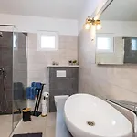Σπίτι διακοπών Gorgeous Home In Benkovac