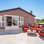 Gorgeous Home In Benkovac Σπίτι διακοπών
