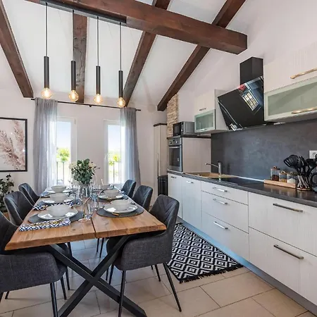 Tatil Evi Luxurious Home In Benkovac