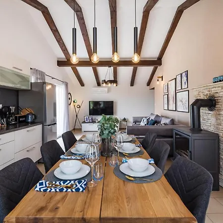 Luxurious Home In Benkovac Benkovac