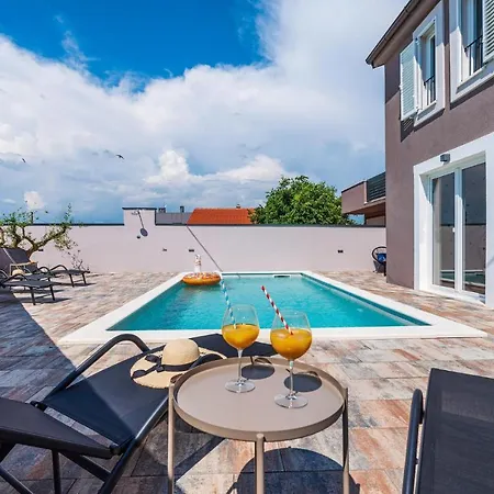 Tatil Evi Luxurious Home In Benkovac Benkovac