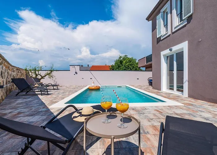 Tatil Evi Gorgeous Home In Benkovac Benkovac