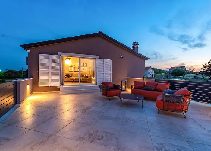 Gorgeous Home In Benkovac Tatil Evi *