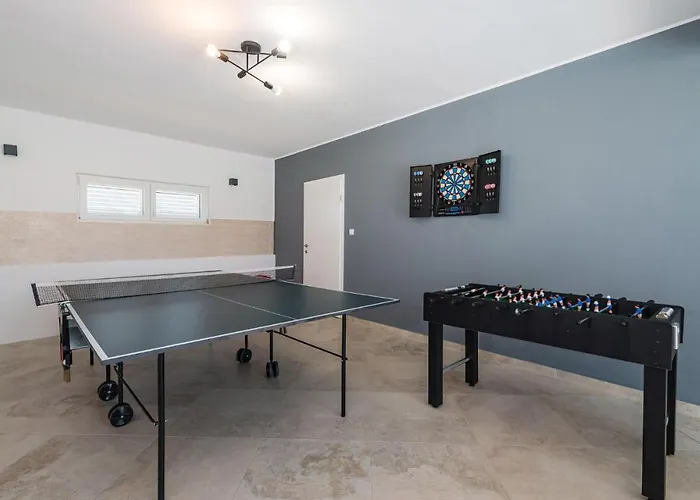 Gorgeous Home In Benkovac Benkovac