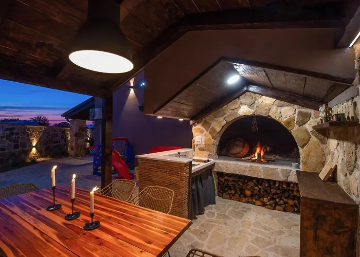 Gorgeous Home In Benkovac